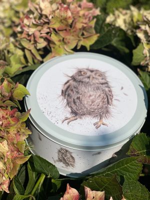 Kakburk liten i plåt med Uggla